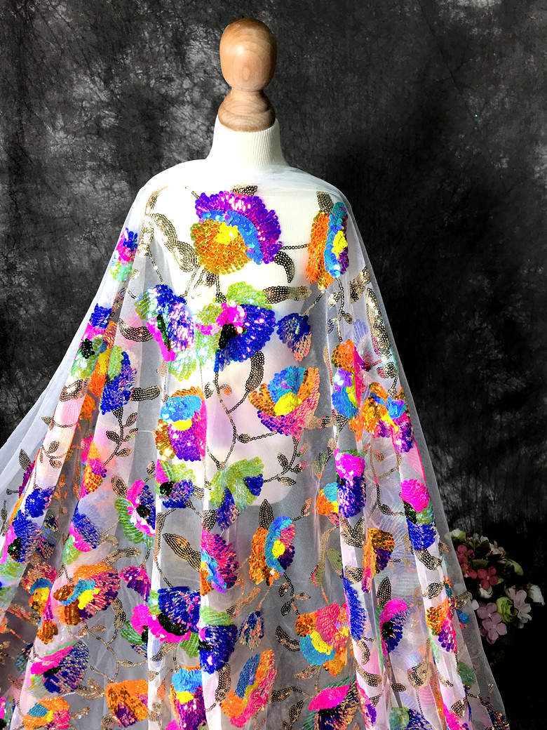 Colorful Crystal Sequins Flowe – Crystal Mesh Fabric Bewertung und Preis