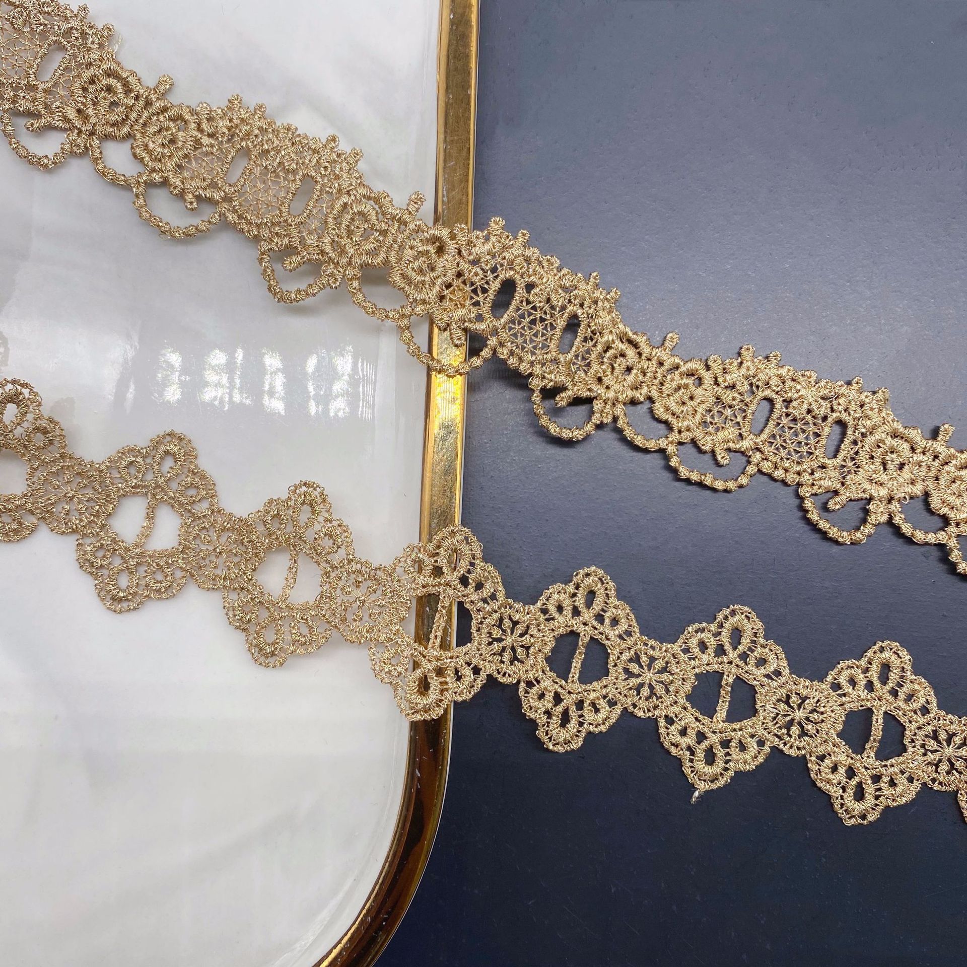 2yards Golden Embroidered Love – Lace Ribbon Trim Bewertung und Preis